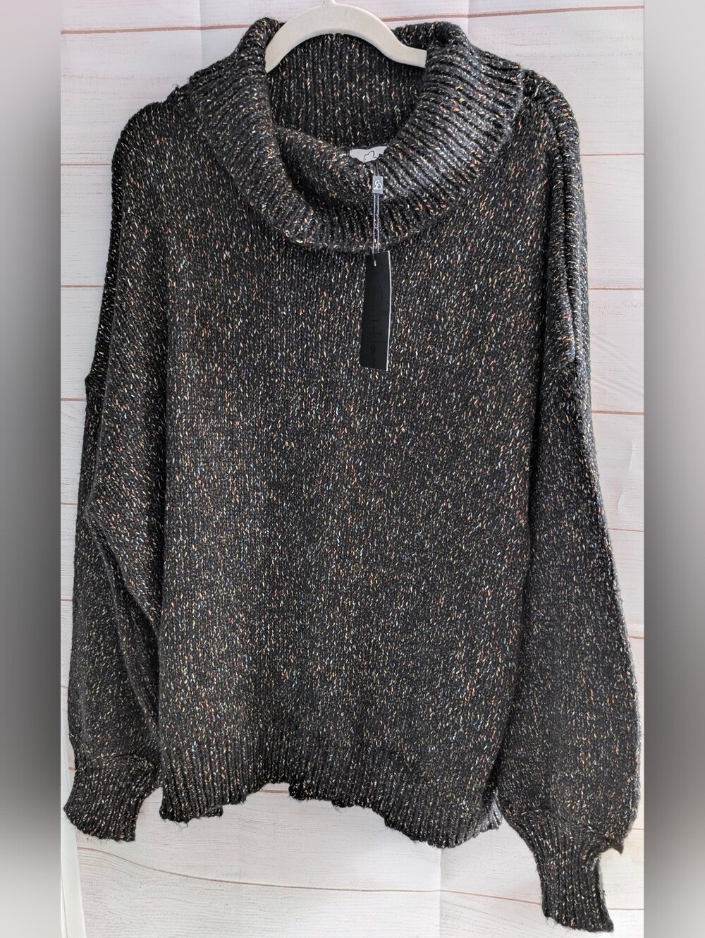Nwt Kuwallatee Speckled Black Knit 🧶 Cowl Neck Super Cozy Sweater (M/L)